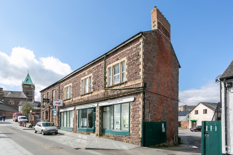 1-9 Market St, Abergavenny to rent - Building Photo - Image 2 of 2
