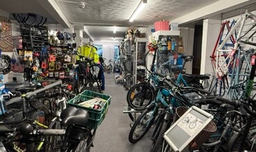 4-5 Piermont Pl, Dawlish to rent Interior Photo- Image 2 of 4