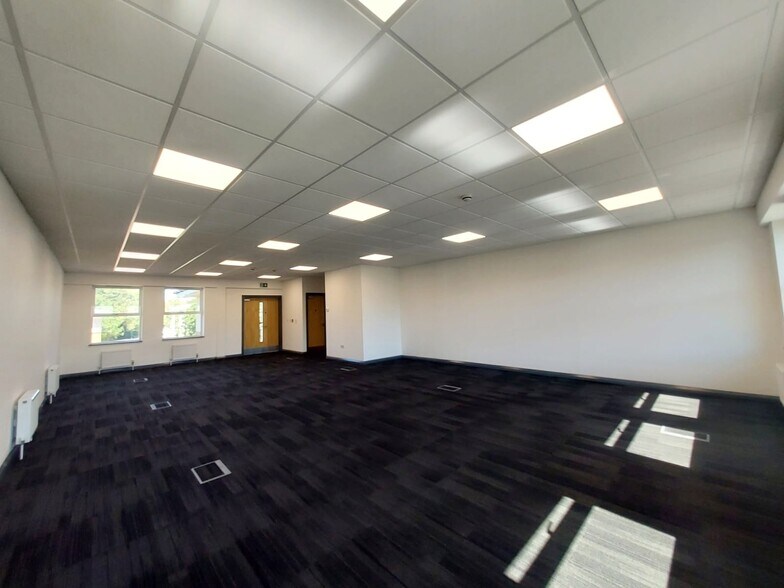 Barns Ground, Kenn to rent - Building Photo - Image 3 of 5