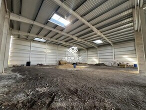 Industrial in Bondoufle for sale Interior Photo- Image 2 of 4