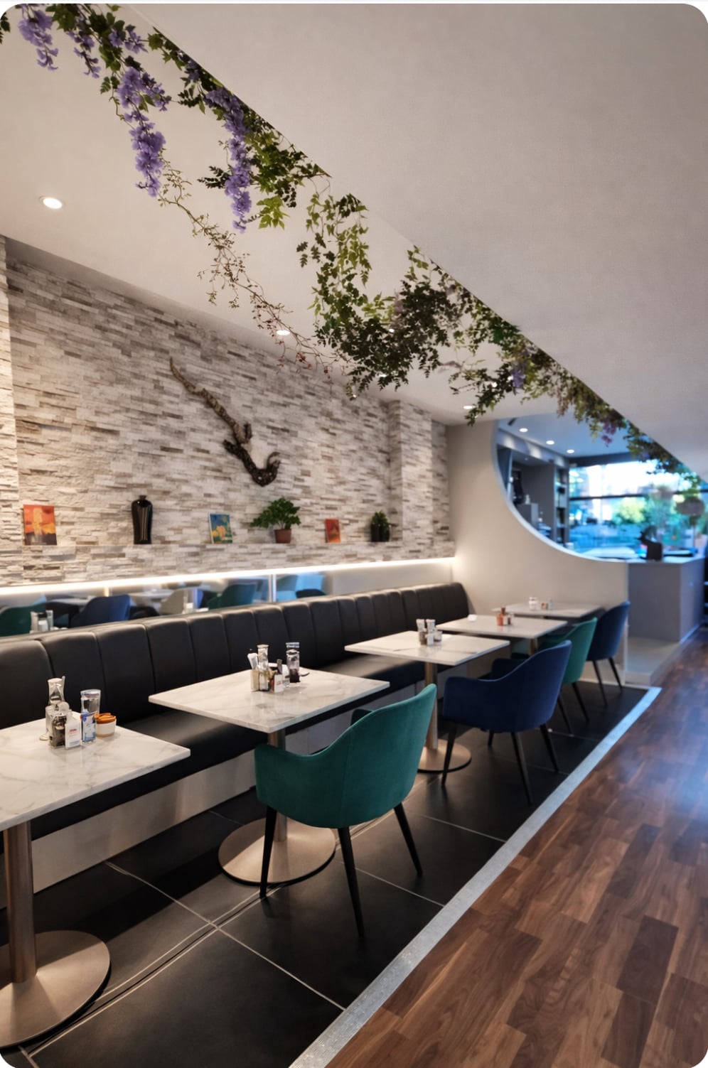 10-11 Hanger Ln, London to rent Interior Photo- Image 1 of 10