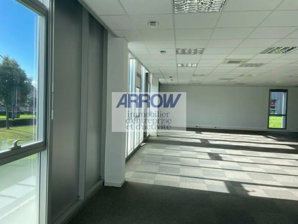 Office in Saint-Herblain to rent Building Photo- Image 1 of 5