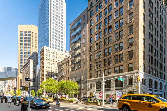 More details for 451 Park Ave S, New York, NY - Office, Office/Medical for Rent