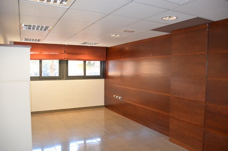 Office in Cáceres, Cáceres for sale Building Photo- Image 1 of 11