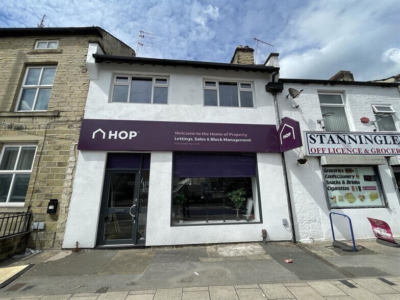 10 Bradford Rd, Pudsey for sale - Primary Photo - Image 1 of 1