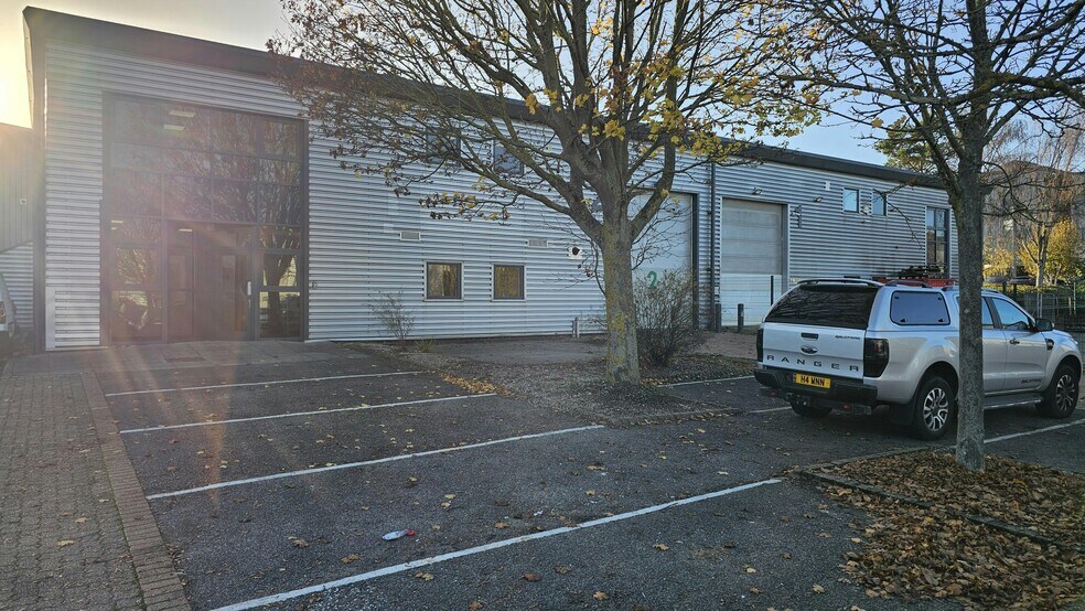 Eastways, Witham to rent - Building Photo - Image 3 of 24
