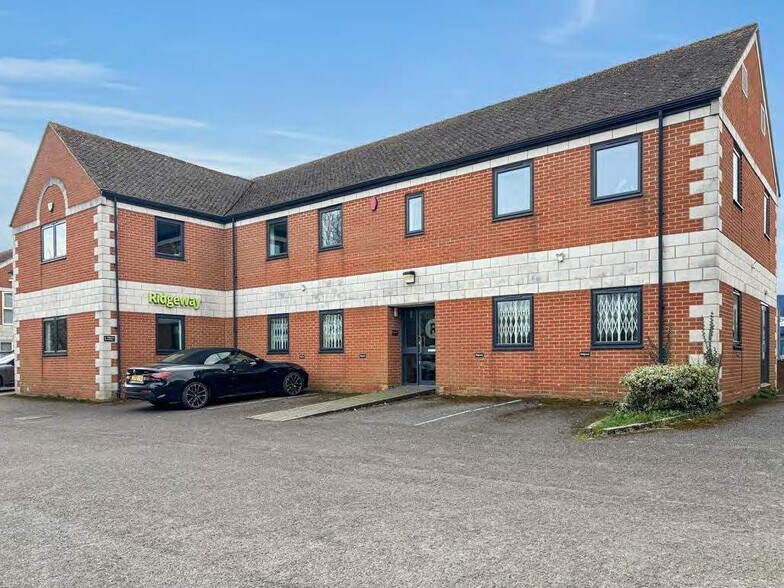 Station Ln, Witney to rent - Building Photo - Image 1 of 1