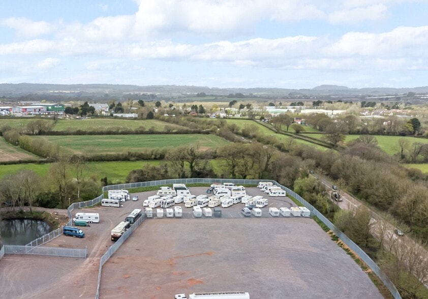 54 Foxmoor Business Park Rd, Wellington to rent - Primary Photo - Image 2 of 2