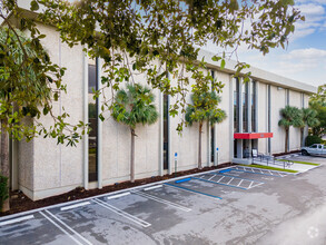 400 N Congress Ave, West Palm Beach, FL for rent Building Photo- Image 1 of 6