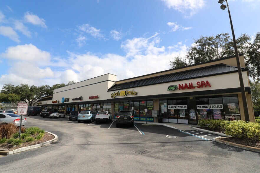 2216 Aloma Ave, Winter Park 32792 UK