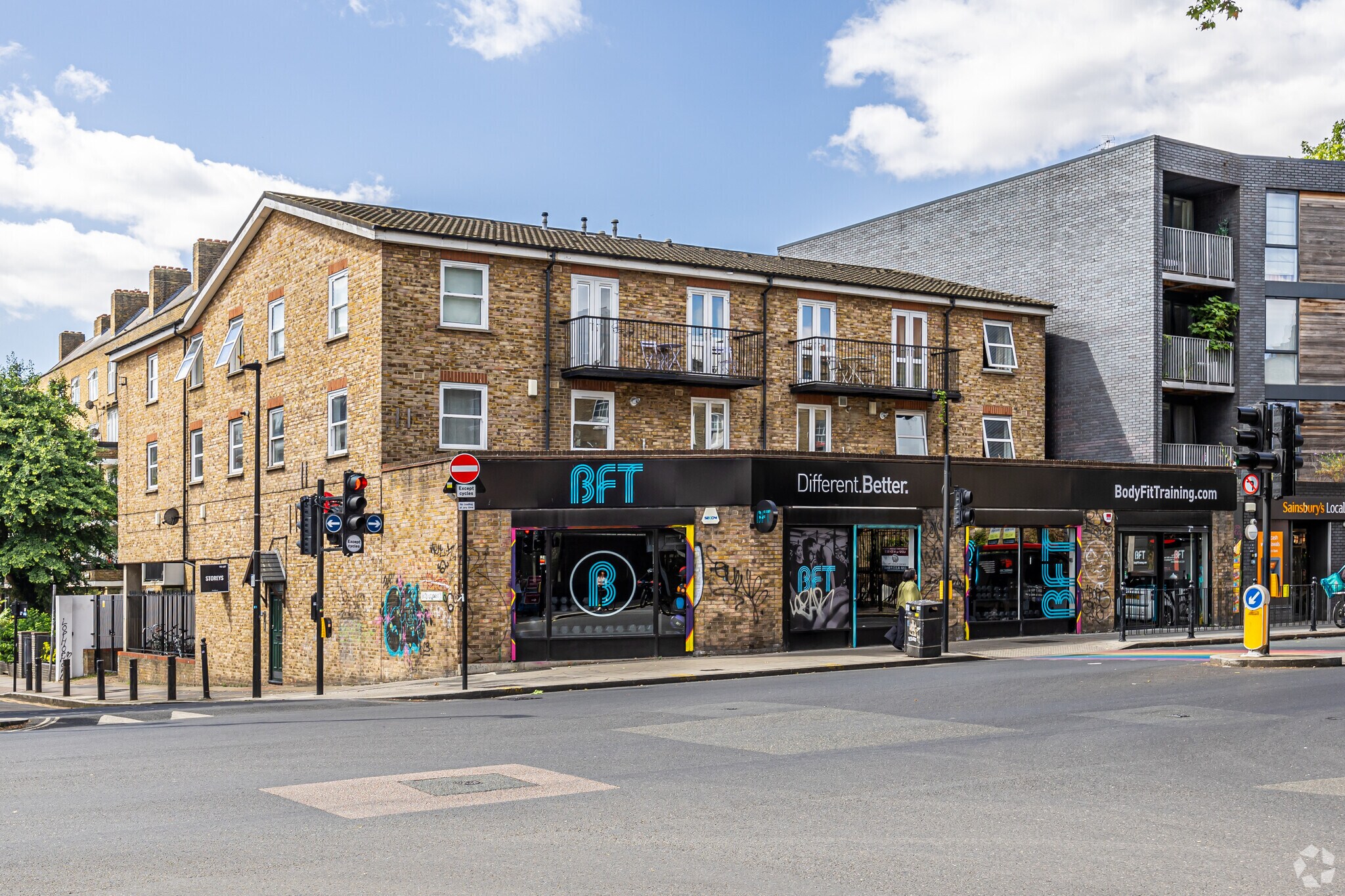 246-252 Hackney Rd, London for sale Primary Photo- Image 1 of 1