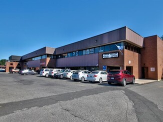 More details for 461 Boul Saint-Joseph, Sainte-julie, QC - Light Industrial for Rent