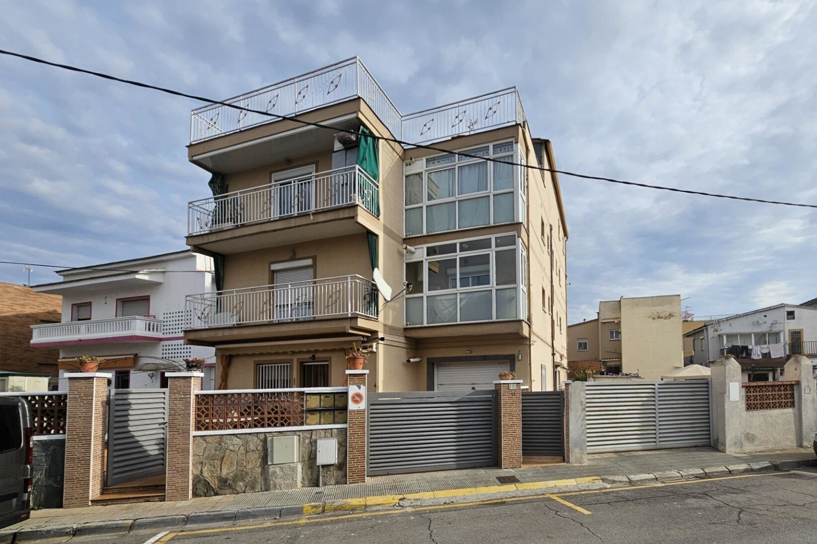 Build-to-Rent in Santa Perpètua de Mogoda, Barcelona for sale Primary Photo- Image 1 of 24
