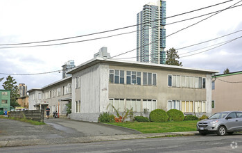 6749 Dow Av, Burnaby, BC for sale Primary Photo- Image 1 of 6