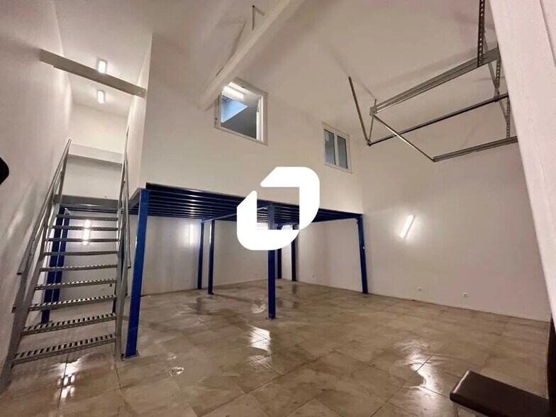 Boulevard Carnot, Villiers-le-Bel to rent - Interior Photo - Image 2 of 7