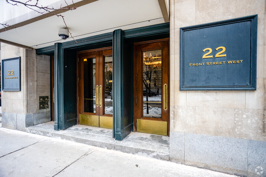 22 Front St, Toronto, ON for rent - Building Photo - Image 1 of 5