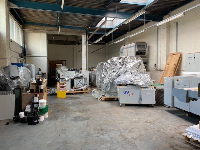 Tamian Way, Hounslow for sale - Interior Photo - Image 3 of 5