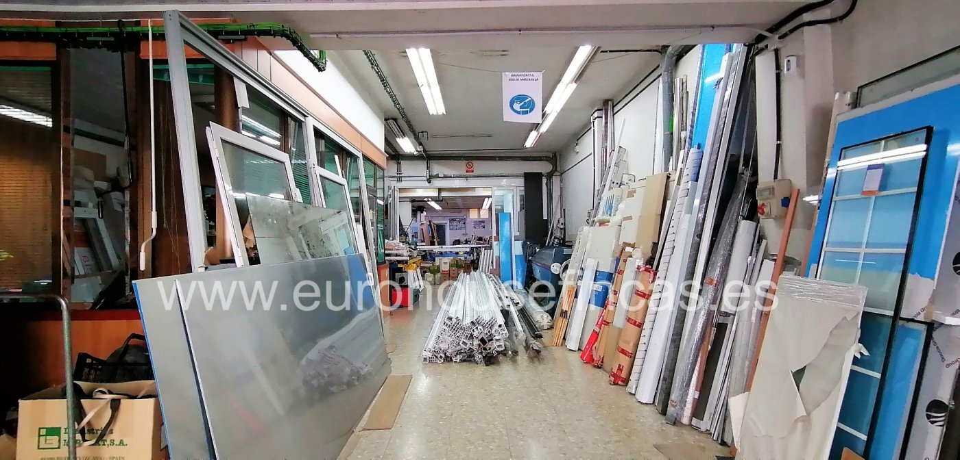 Retail in Castelldefels, Barcelona to rent Interior Photo- Image 1 of 4