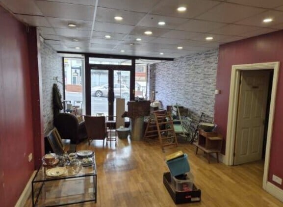 30 High St, Shanklin to rent Interior Photo- Image 1 of 1