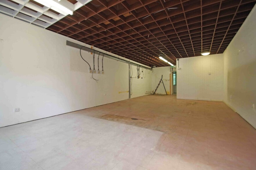10 St Martins St, Wallingford to rent - Interior Photo - Image 2 of 4