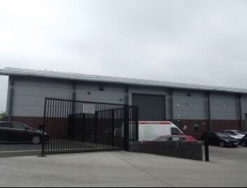 Sackville Appr, Leeds for sale Primary Photo- Image 1 of 1