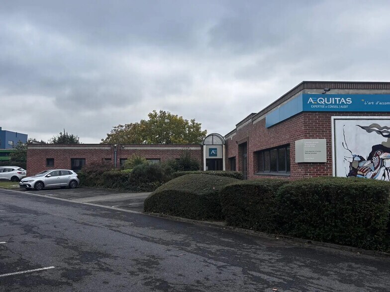 9 Rue Delesalle, La Madeleine for sale - Building Photo - Image 1 of 8