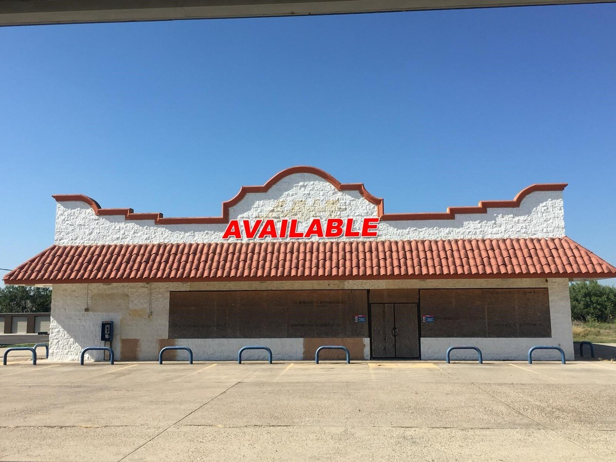 206 W Expressway 83, La Joya 78560 UK