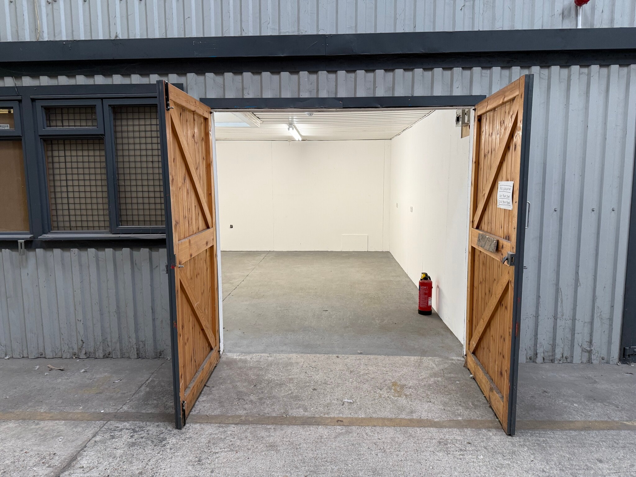 Folders Ln E, Hassocks to rent Interior Photo- Image 1 of 5