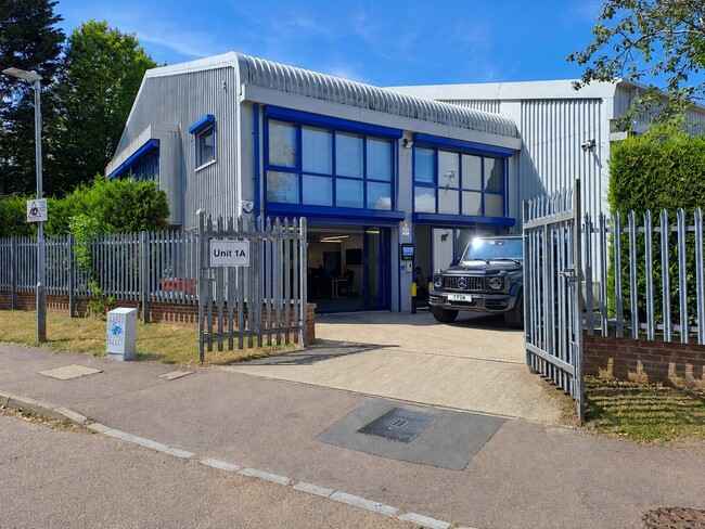 More details for 1B Travellers Close, North Mymms - Industrial to Rent
