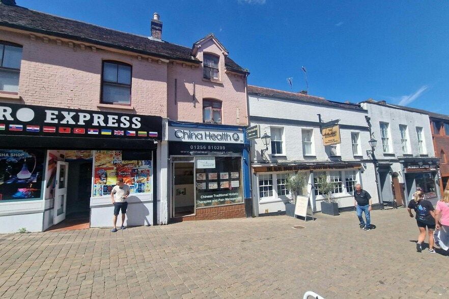 19 Church St, Basingstoke to rent - Building Photo - Image 2 of 2