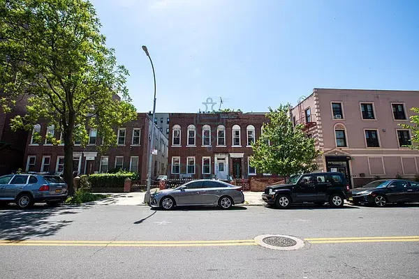 24 Lefferts Ave, Brooklyn, NY for sale - Primary Photo - Image 1 of 1