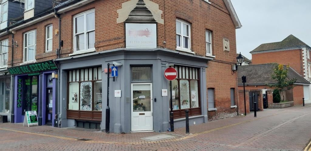 13 New St, Ashford to rent Building Photo- Image 1 of 8