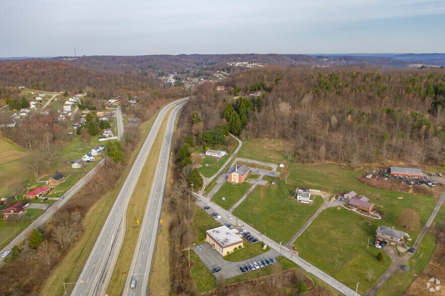 62 Greenbriar Dr, Leechburg, PA for rent - Aerial - Image 3 of 4