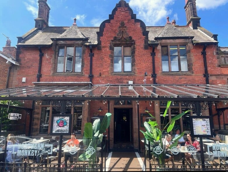 4 Dicconson Ter, Lytham St Annes to rent - Building Photo - Image 3 of 11