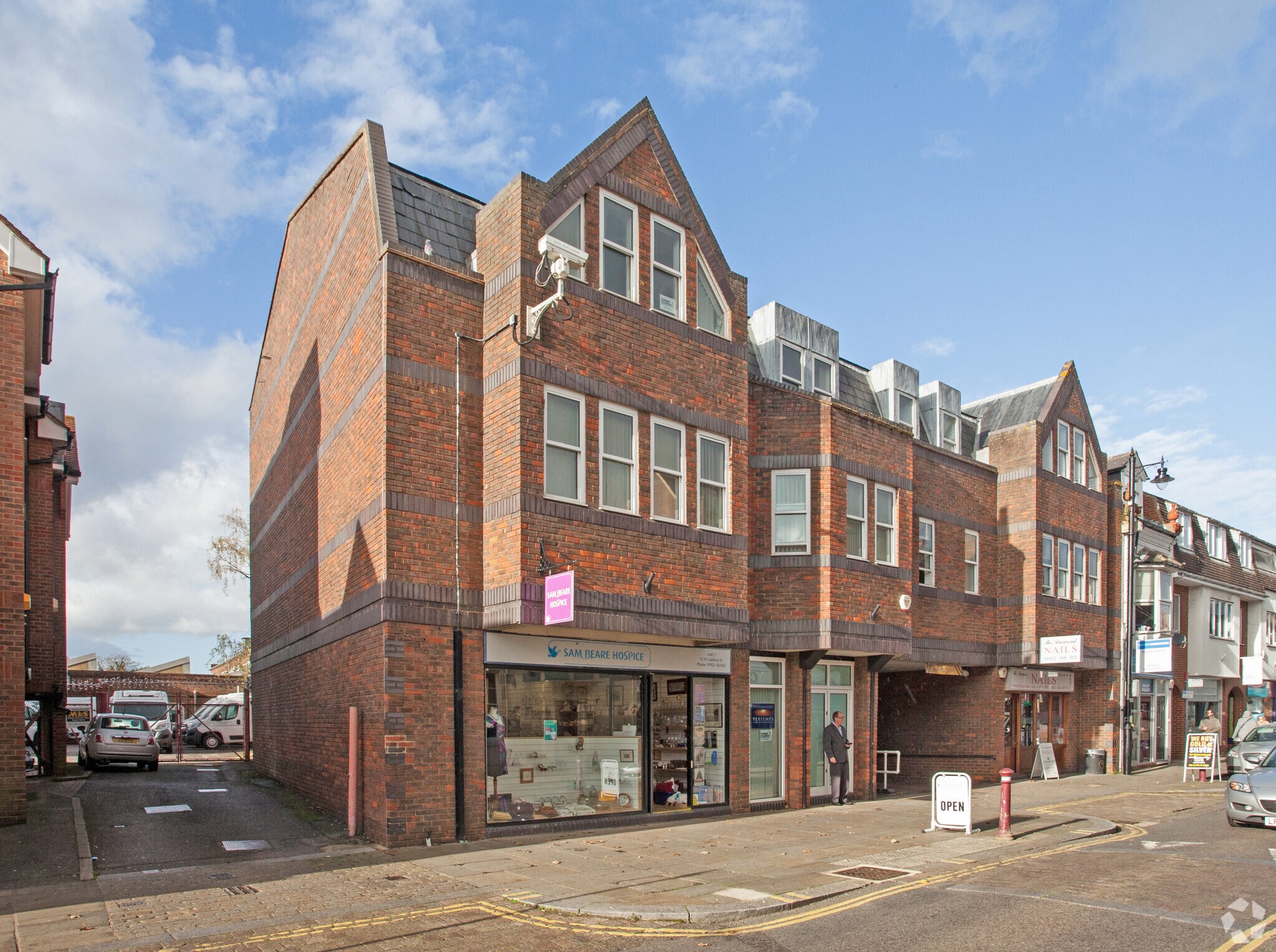 75-79 Guildford St, Chertsey for sale Primary Photo- Image 1 of 1