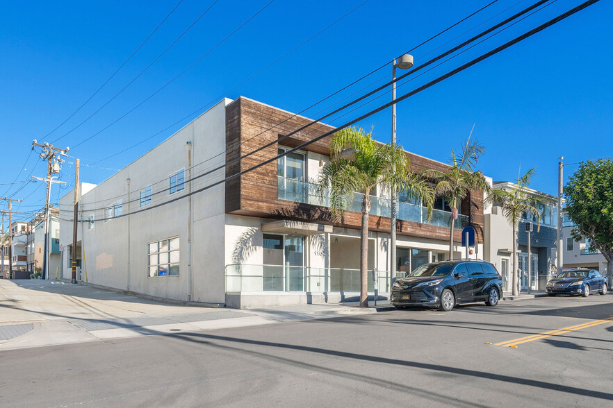 1104 Highland Ave, Manhattan Beach, CA for sale - Building Photo - Image 1 of 57