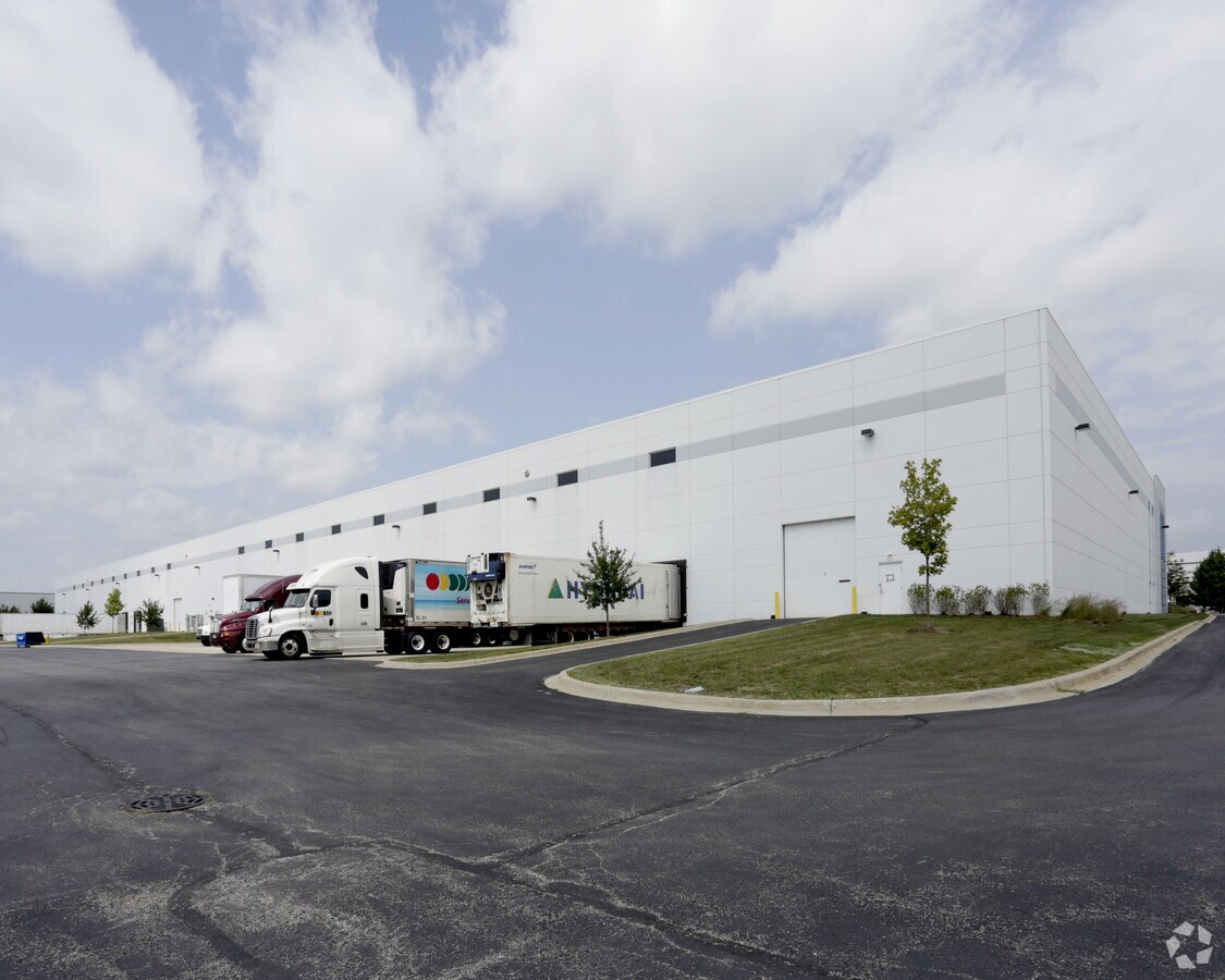 606 Territorial Dr, Bolingbrook 60440 UK