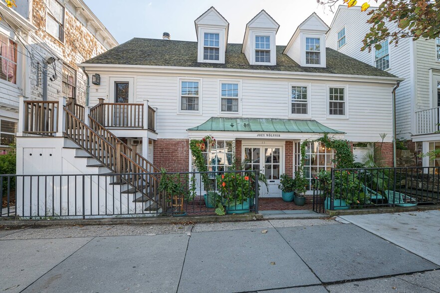 11 Madison St, Sag Harbor 11963 Retail for Sale