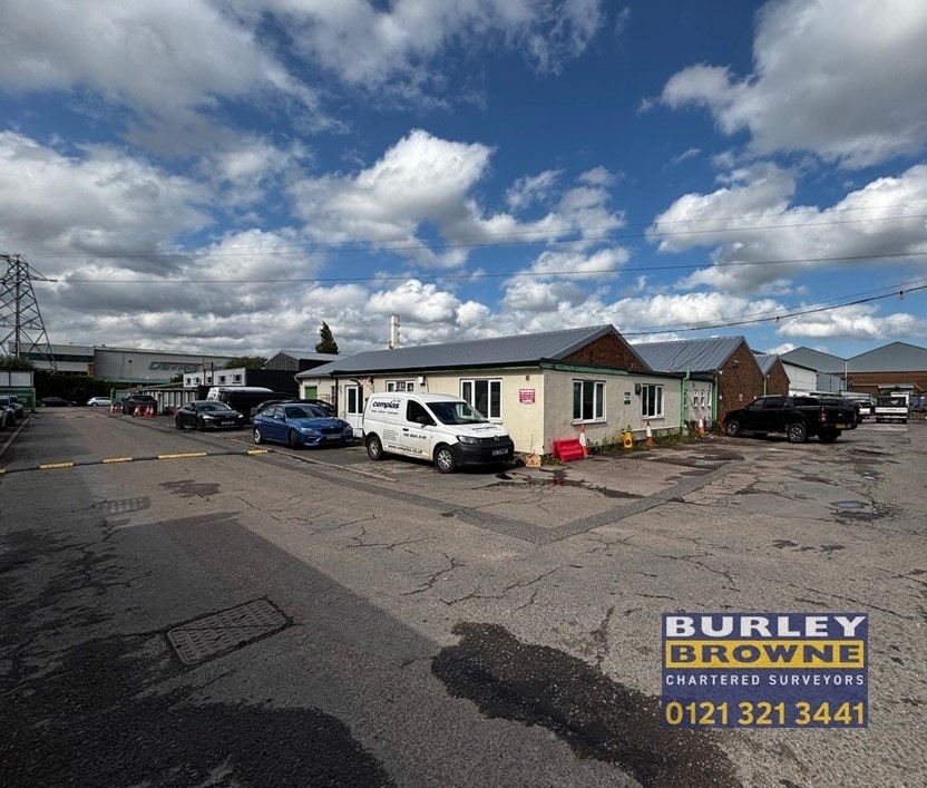 Gorsey Ln, Birmingham to rent Building Photo- Image 1 of 9