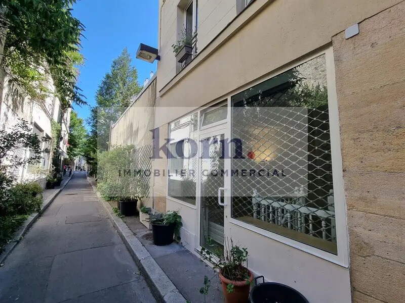 Retail in Paris to rent Building Photo- Image 1 of 11