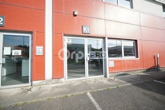 50 Rue Jean Zay, Saint-Priest to rent Building Photo- Image 2 of 80