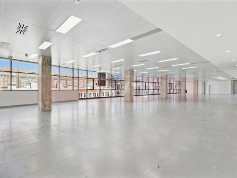 Office in Barcelona, Barcelona to rent Interior Photo- Image 1 of 8