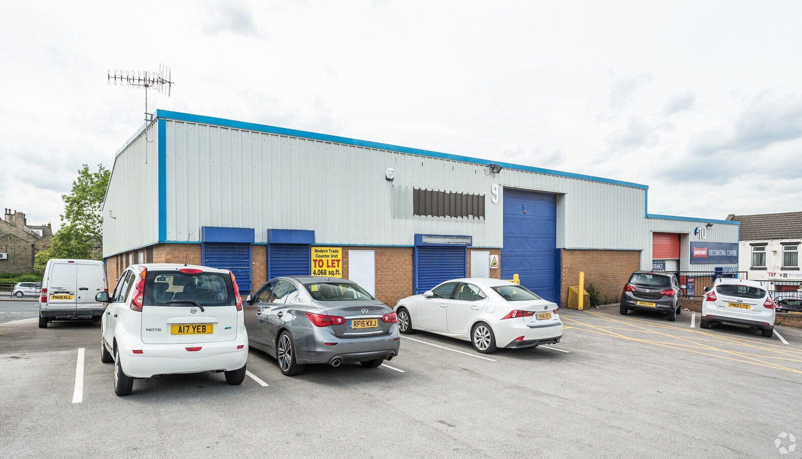 Fowler St, Bradford, BD4 7NE UK