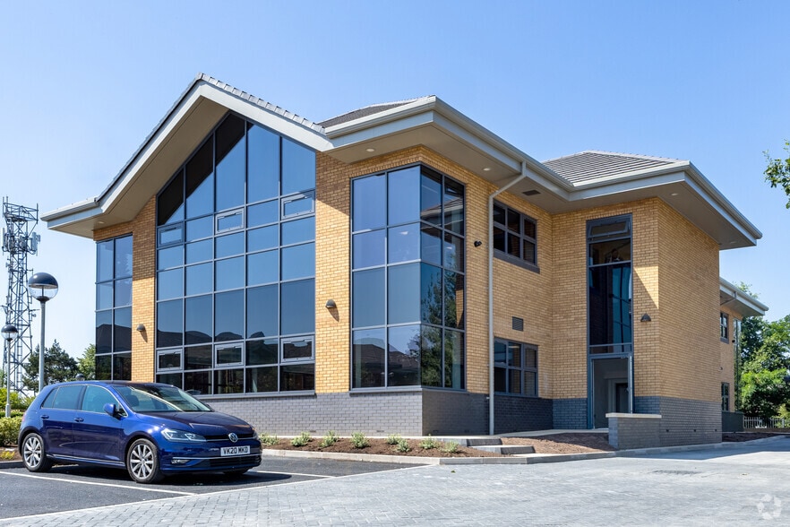 Sandy Way, Tamworth to rent - Building Photo - Image 2 of 2