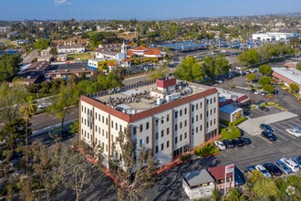 550 W Vista Way, Vista, CA - AERIAL  map view