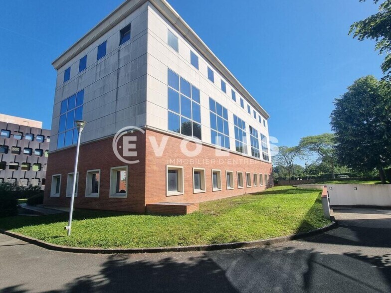 Office in Chevilly-Larue to rent - Building Photo - Image 2 of 12