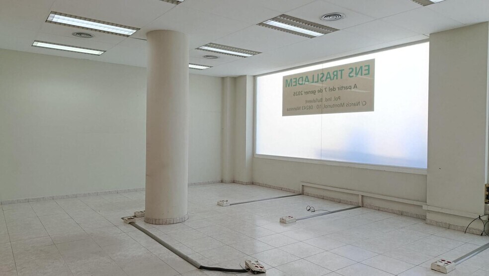 Retail in Manresa, Barcelona to rent - Building Photo - Image 2 of 7