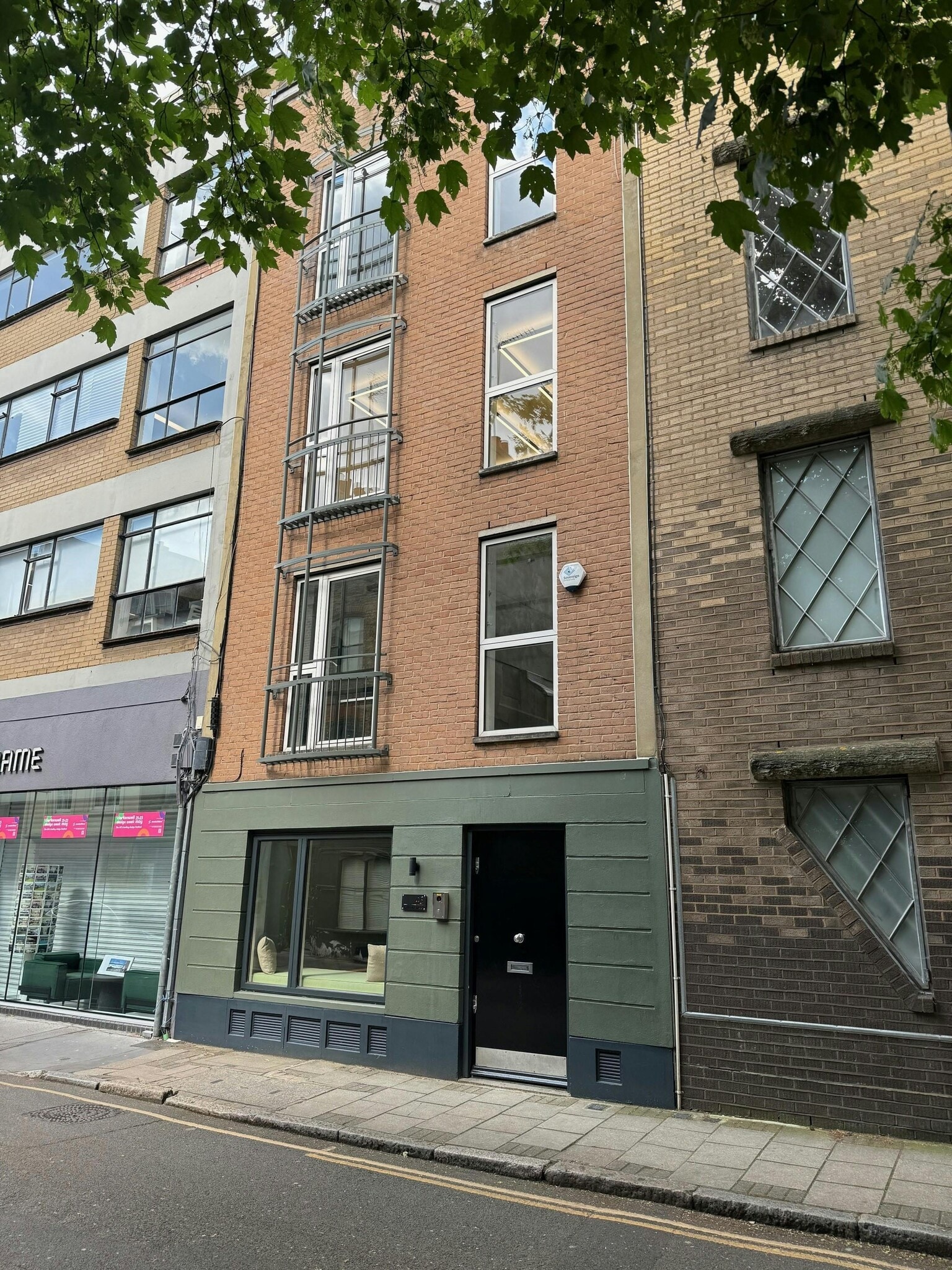 45 Britton St, London to rent Building Photo- Image 1 of 11