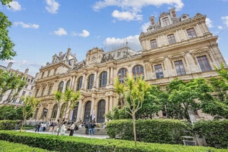 More details for 20 Place De La Bourse, Lyon - Office to Rent