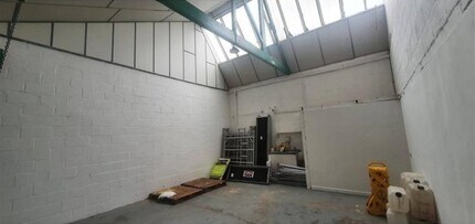 Park Ln, Wolverhampton to rent Interior Photo- Image 2 of 2